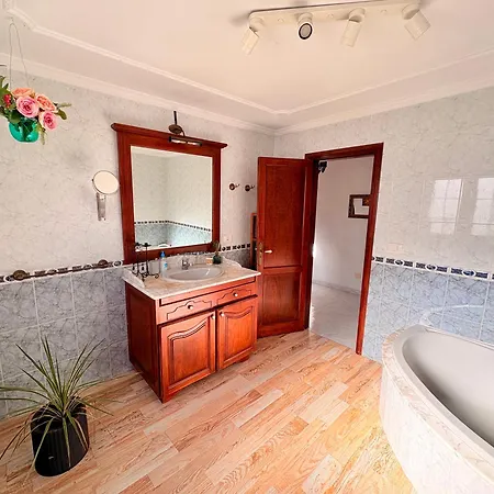 Konukevi Myplace Tiagua